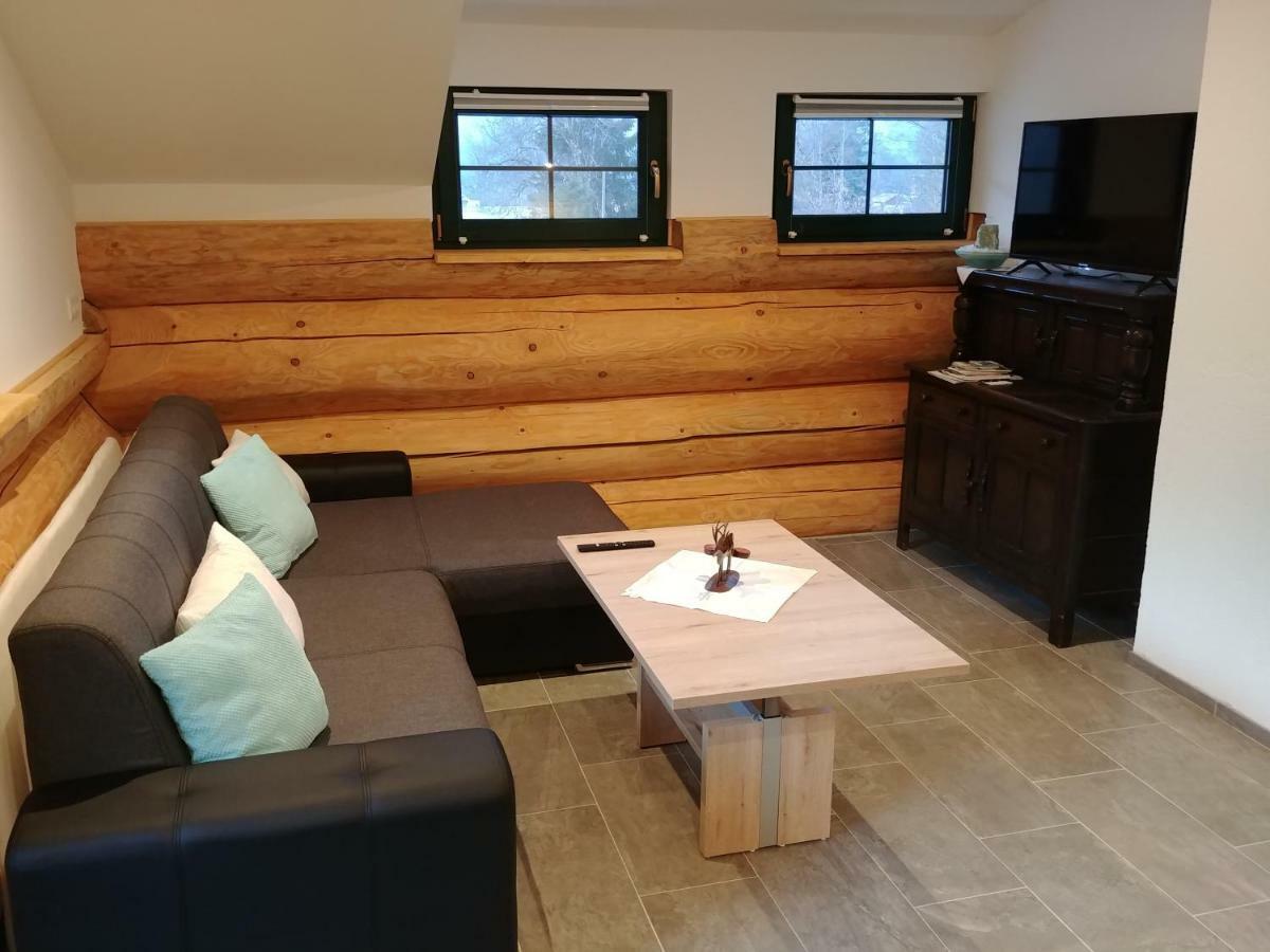 Ferienwohnungen Blockhaus - Zwergenhaeusl Grünau im Almtal Extérieur photo