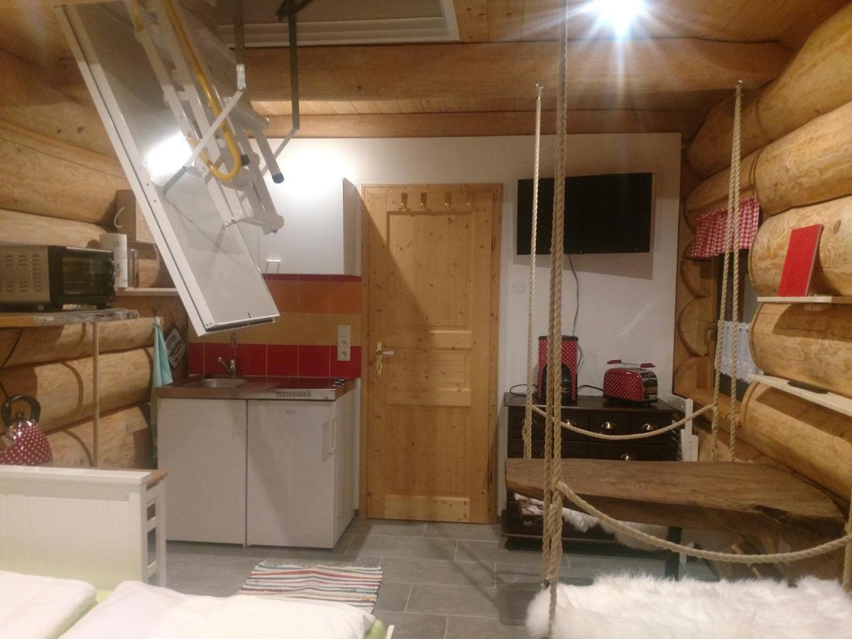 Ferienwohnungen Blockhaus - Zwergenhaeusl Grünau im Almtal Extérieur photo